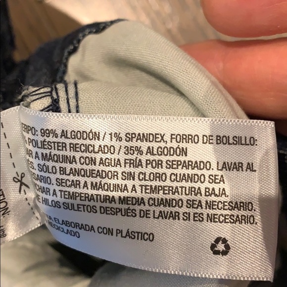 NWT High Rise Cutoffs - Picture 10 of 10